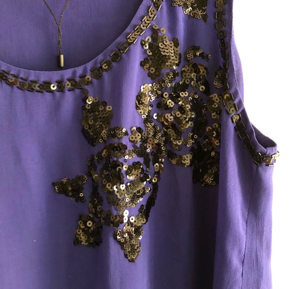 3/$20 People and black sequin sleeveless blouse - Picture 3 of 7